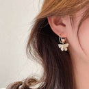 Brincos de borboleta com strass