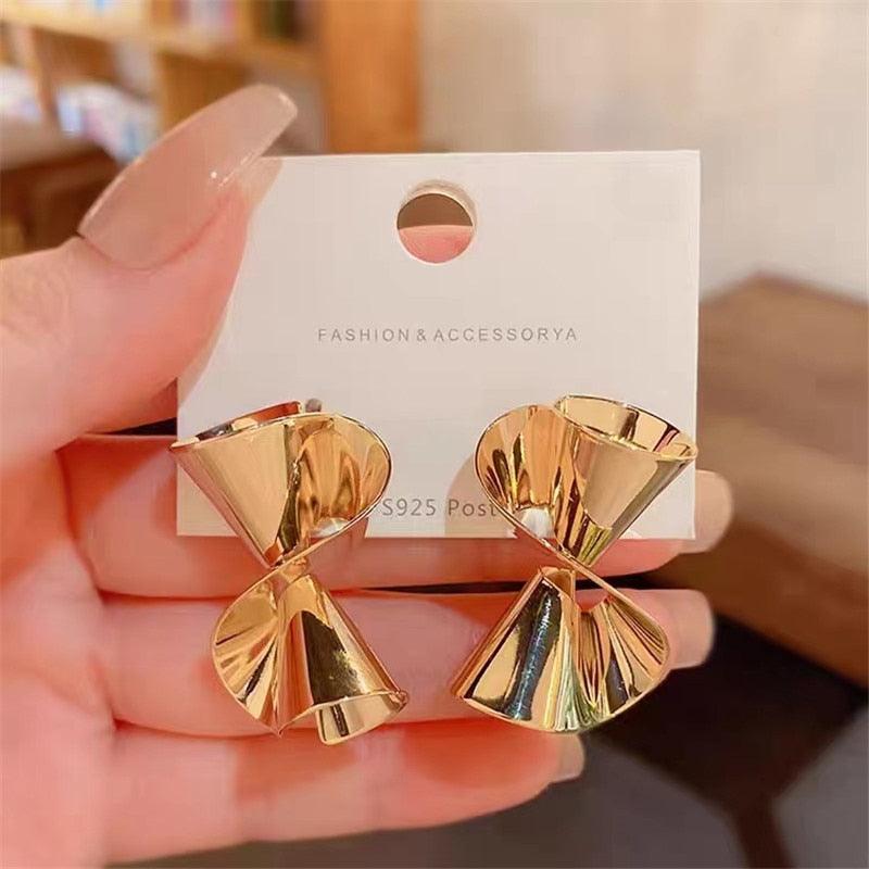 Brinco Elegante Dourado